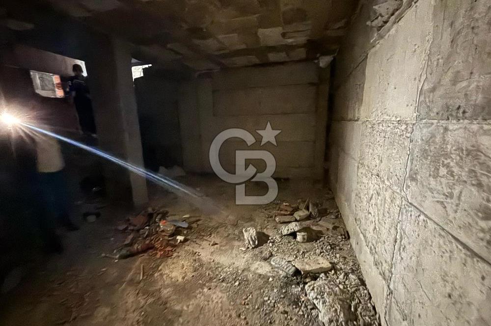 CB GİZ'DEN KALKAN MERKEZDE CADDE ÜZERİNDE DUBLEKS KİRALIK DÜKKAN