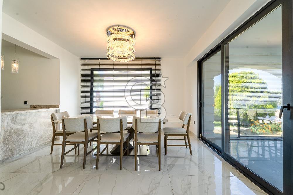 Yalıkavak Geriş Altı'nda, Marina Manzaralı Müstakil Lüks Villa – 4+1 | 238 m² Net