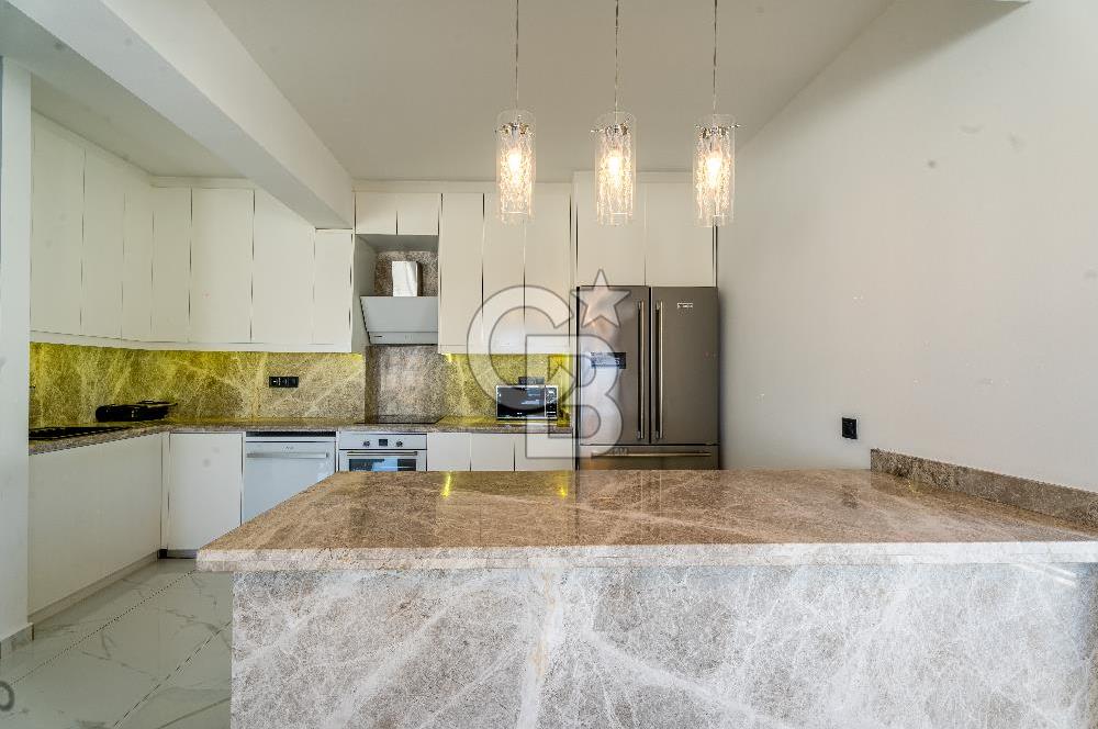 Yalıkavak Geriş Altı'nda, Marina Manzaralı Müstakil Lüks Villa – 4+1 | 238 m² Net