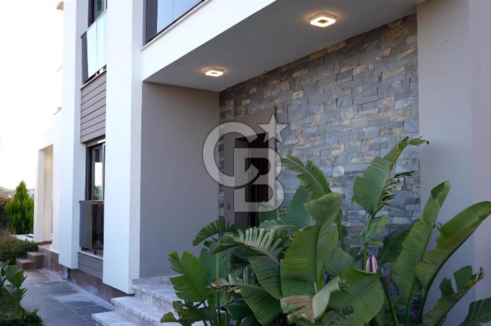 Antalya Kadriye'de Oturuma Hazır Ultra Lüks Villa
