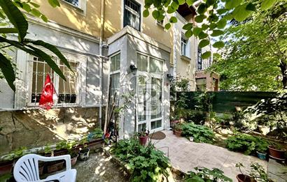 Bahçeşehir 2. Kısımda Satılık 6+2 Yeşillikler İçinde Villa