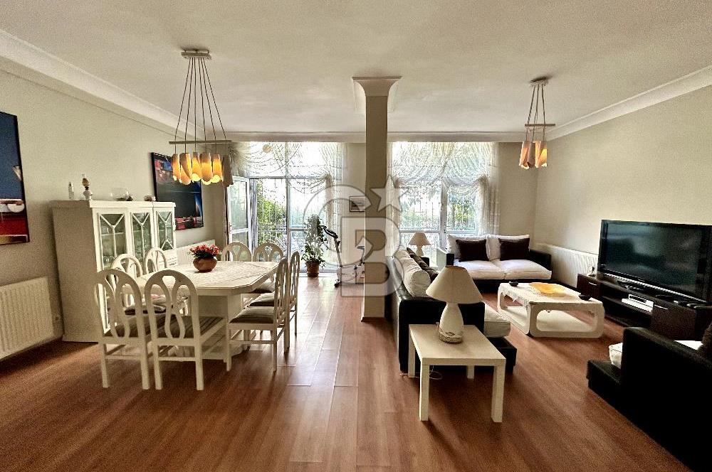 Bahçeşehir 2. Kısımda Satılık 6+2 Yeşillikler İçinde Villa