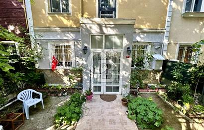 Bahçeşehir 2. Kısımda Satılık 6+2 Yeşillikler İçinde Villa