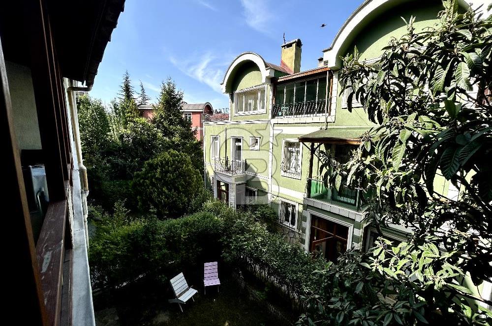 Bahçeşehir 2. Kısımda Satılık 6+2 Yeşillikler İçinde Villa