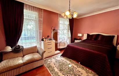 Bahçeşehir 2. Kısımda Satılık 6+2 Yeşillikler İçinde Villa