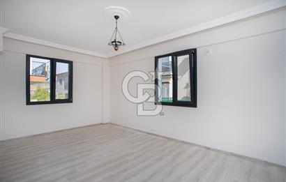 Foça Kazım Dirik Mah. Kiralık 1+1 Bahçe Katı Daire