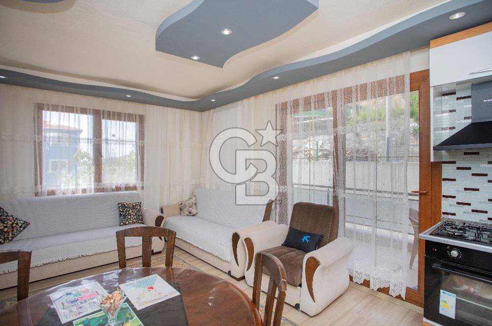 Foça Kazım Dirik Mah. Satılık 4+1 Dubleks Daire