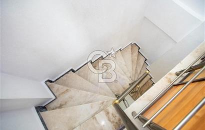 Foça Kazım Dirik Mah. Satılık 4+1 Dubleks Daire