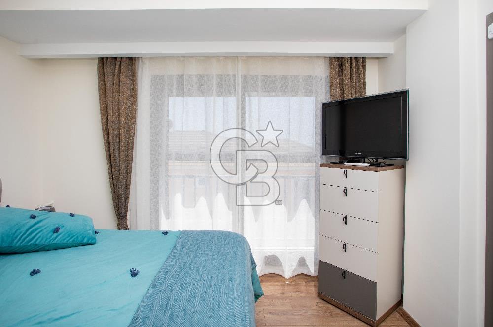 Foça Kazım Dirik Mah. Satılık Eşyalı 1+1 Müstakil Bahçeli Daire