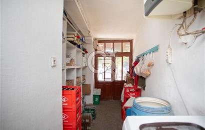 Foça Hacıveli Mah. Ana Cadde Üzeri Satılık Kıraathane