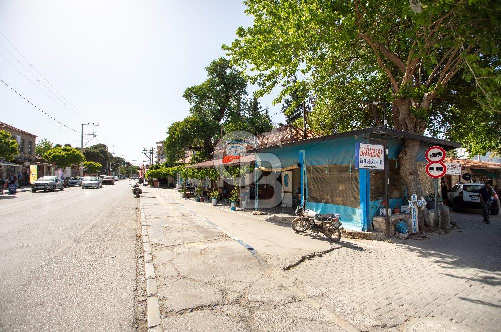 Foça Hacıveli Mah. Ana Cadde Üzeri Satılık Kıraathane