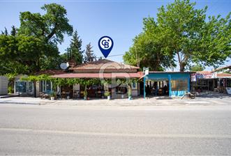 Foça Hacıveli Mah. Ana Cadde Üzeri Satılık Kıraathane