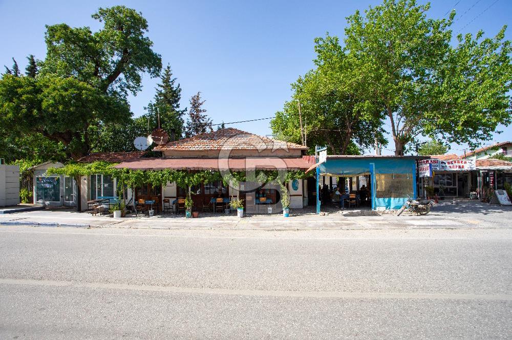 Foça Hacıveli Mah. Ana Cadde Üzeri Satılık Kıraathane
