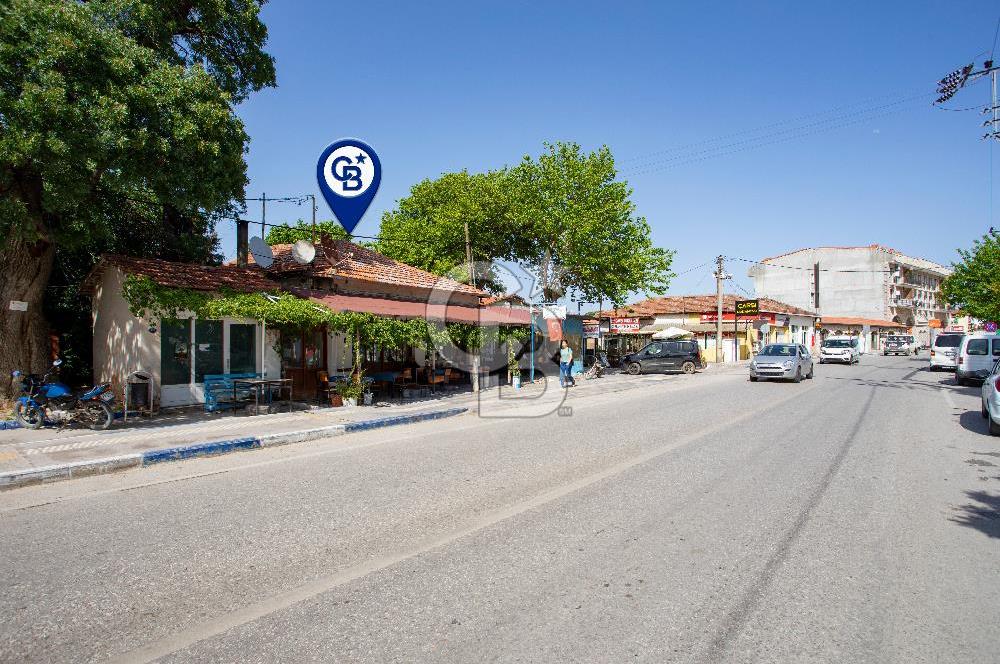 Foça Hacıveli Mah. Ana Cadde Üzeri Satılık Kıraathane