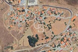EŞSİZ KONUMDA KÖY İÇİ TARLA – KARABURUN PARLAK MAHALLESİ – 4.079 M