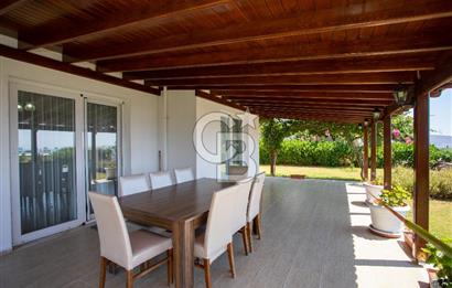 Çeşme Ayasandra Su Sitesinde 3+1 Müstakil Satılık Villa