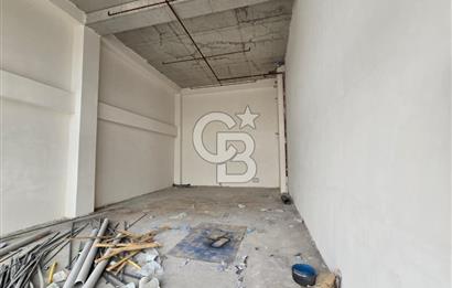 OTORİTE ŞAŞMAZ CADDE CEPHELİ 212 M2 DÜKKAN