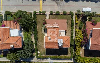 Çeşme Ayasandra Su Sitesinde 3+1 Müstakil Satılık Villa
