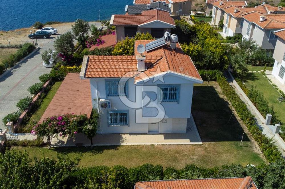 Çeşme Ayasandra Su Sitesinde 3+1 Müstakil Satılık Villa
