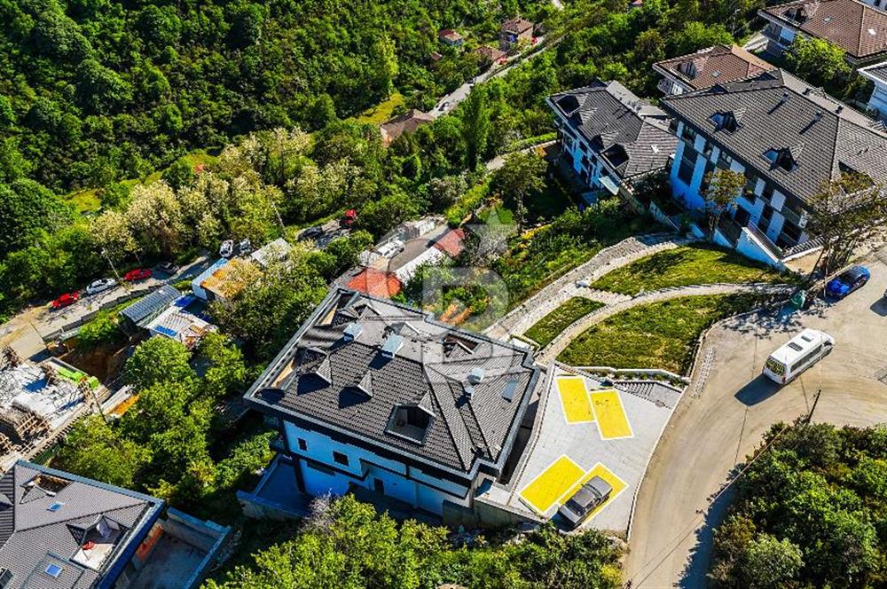 Sarıyer Maden Boğaz Manzaralı Satılık Dubleks