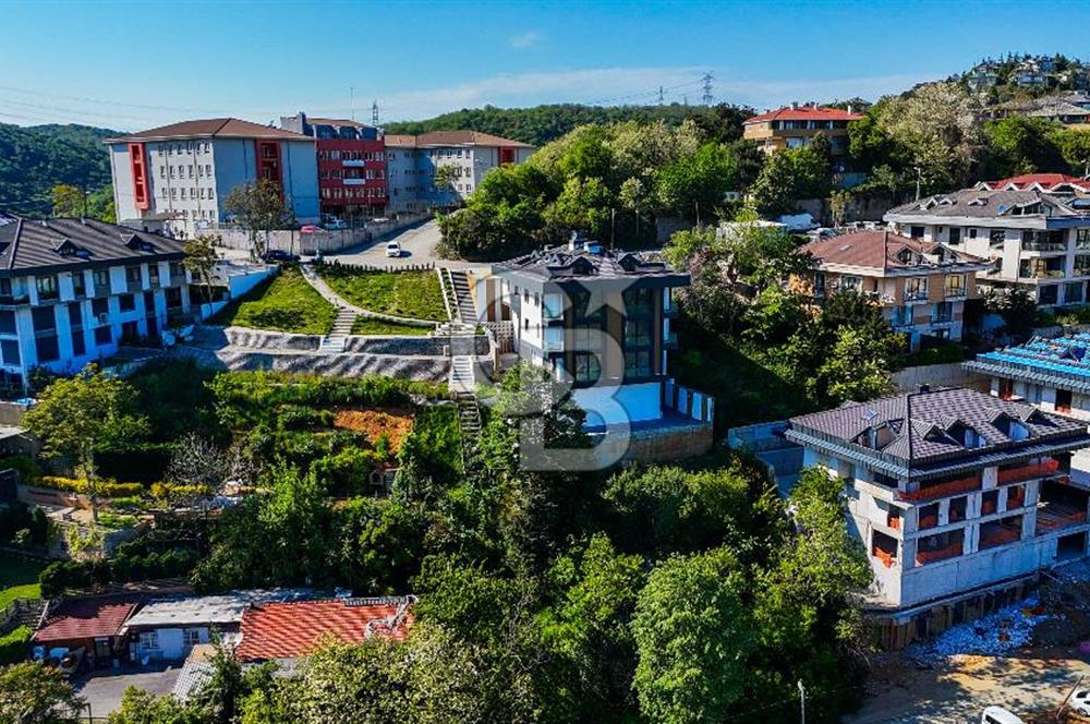 Sarıyer Maden Boğaz Manzaralı Satılık Dubleks