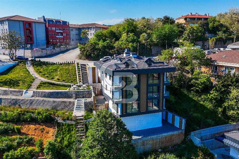 Sarıyer Maden Boğaz Manzaralı Satılık Dubleks