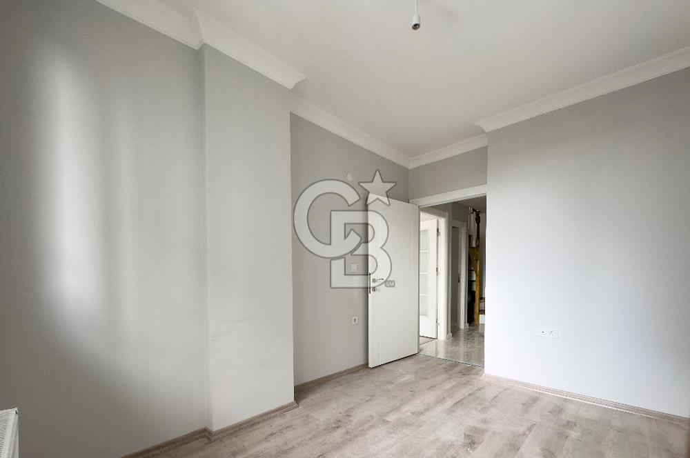 CEVİZLİ MAH. TUGAYYOLUNDA KAPALI OTOPARKLI SİTEDE 5+2 DUBLEKS