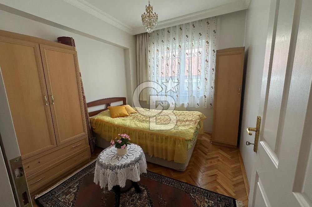 DİKMEN CADDESİNE 2 BİNA 3+1 EBEVEYN BANYOLU EŞYALI KİRALIK DAİRE