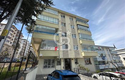 DİKMEN CADDESİNE 2 BİNA 3+1 EBEVEYN BANYOLU EŞYALI KİRALIK DAİRE