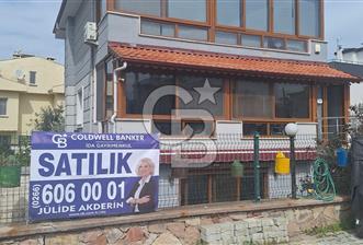 ARMUTÇUKTA 5+2 SATILIK TRİPLEKS VİLLA