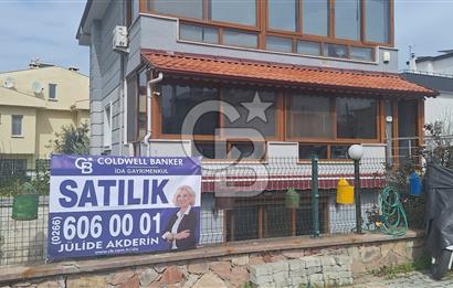 ARMUTÇUKTA 5+2 SATILIK TRİPLEKS VİLLA