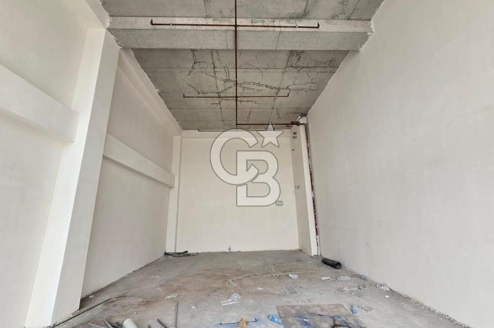 OTORİTE ŞAŞMAZ CADDE CEPHELİ 212 M2 DÜKKAN