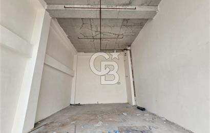 OTORİTE ŞAŞMAZ CADDE CEPHELİ 212 M2 DÜKKAN