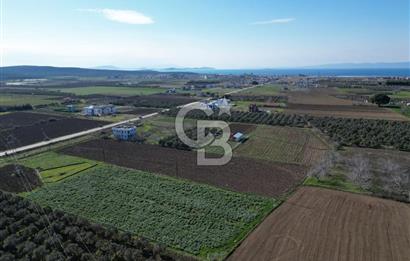 GÖMEÇ MAHALLESİNDE 20\40 VİLLA İMARLI 284 m2 ARSA