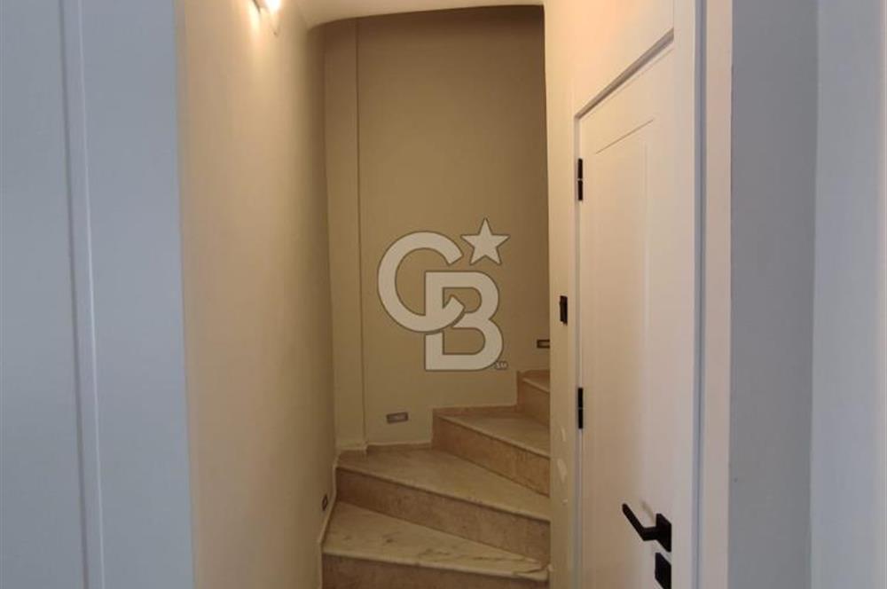 ÇİĞLİ EVKA2 4+1  SATILIK ViLLA