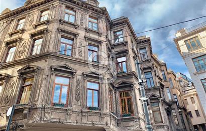 TÜNEL MEYDANI TARİHİ TÜNEL GEÇİDİ İŞ HANINDA 14 m2 OFİS
