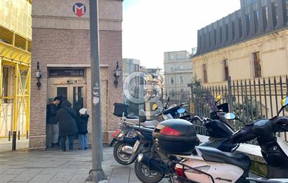TÜNEL MEYDANI TARİHİ TÜNEL GEÇİDİ İŞ HANINDA 14 m2 OFİS