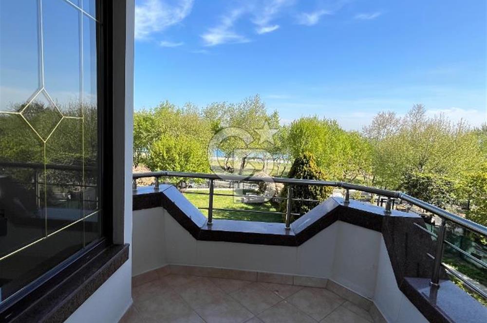 Deniz manzaralı kiralık 4+1 lüks daire