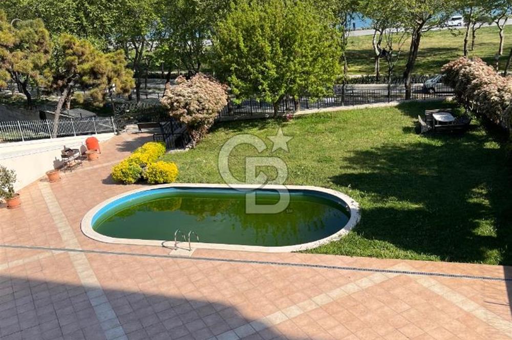 Deniz manzaralı kiralık 4+1 lüks daire