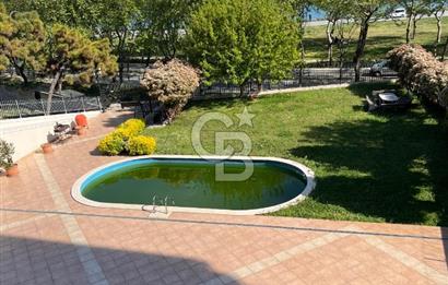 Deniz manzaralı kiralık 4+1 lüks daire