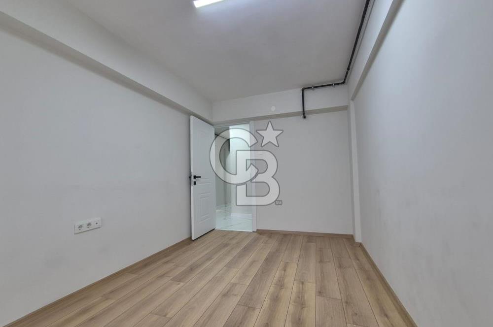 Karşıyaka Bahçelievler Mahallesi Cadde Üstü Satılık Boş Daire 