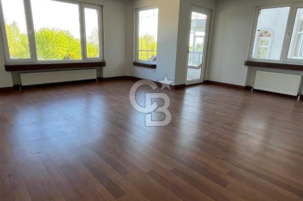 Deniz manzaralı kiralık 4+1 lüks daire