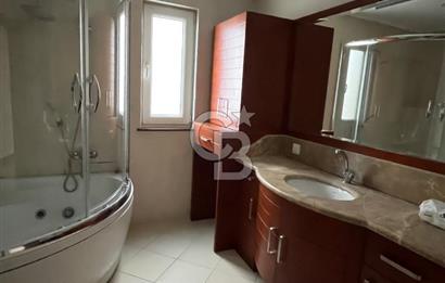 Deniz manzaralı kiralık 4+1 lüks daire