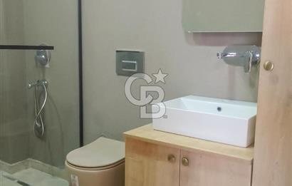 Urla Kalabak’ta Deniz Manzaralı, Bahçeli, 0 Tadilatlı 4+1 Villa