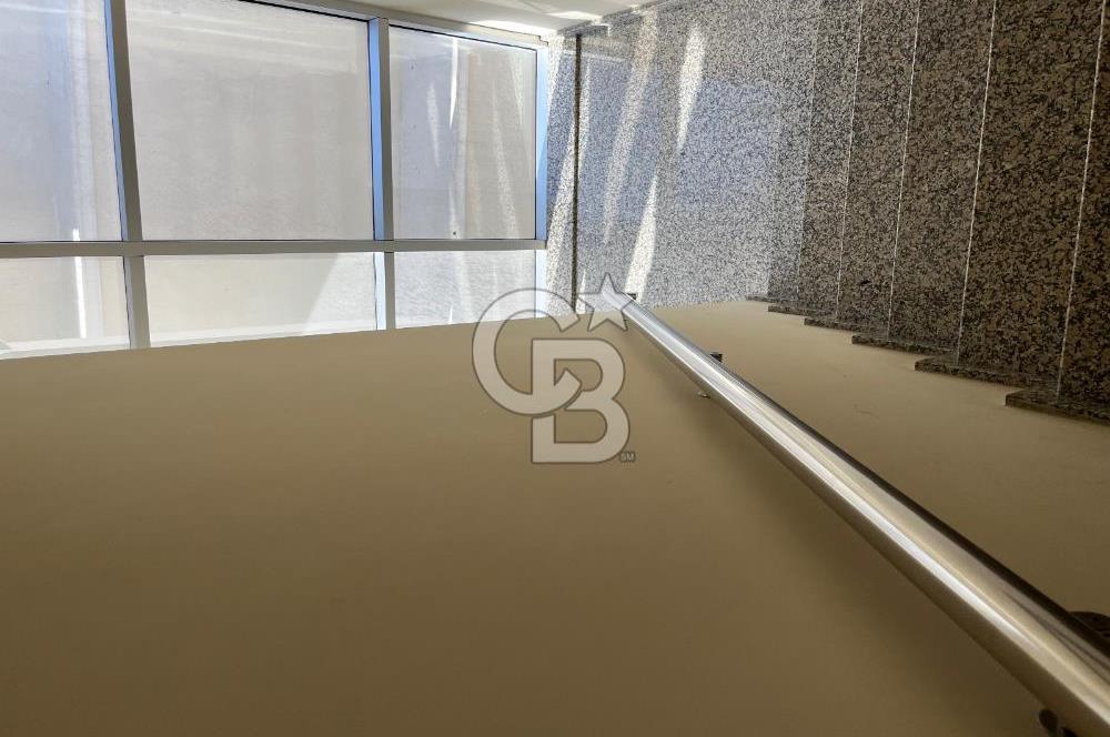 Deniz manzaralı kiralık 4+1 lüks daire