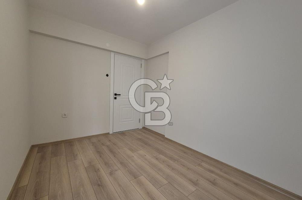 Karşıyaka Bahçelievler Mahallesi Cadde Üstü Satılık Boş Daire 