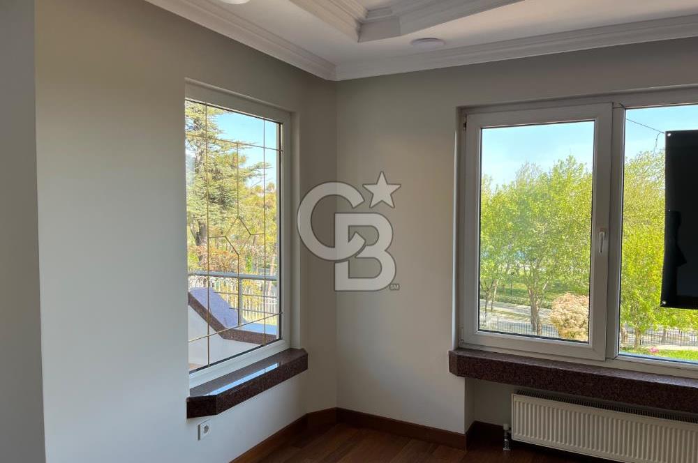 Deniz manzaralı kiralık 4+1 lüks daire