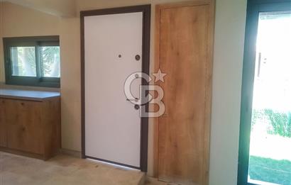Urla Kalabak’ta Deniz Manzaralı, Bahçeli, 0 Tadilatlı 4+1 Villa