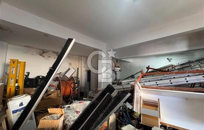 Ümraniye Çakmak Merkezi Konumda 190 m2 Yüksek Tavanlı Satılık Depo