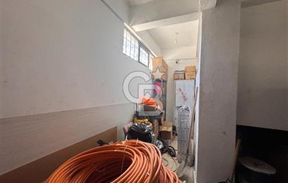 Ümraniye Çakmak Merkezi Konumda 190 m2 Yüksek Tavanlı Satılık Depo